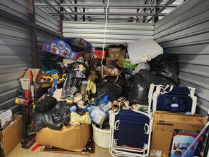 10 x 10 storage unit in Gainesville, GA