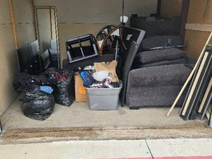 10 x 10 storage unit in Arlington, TX