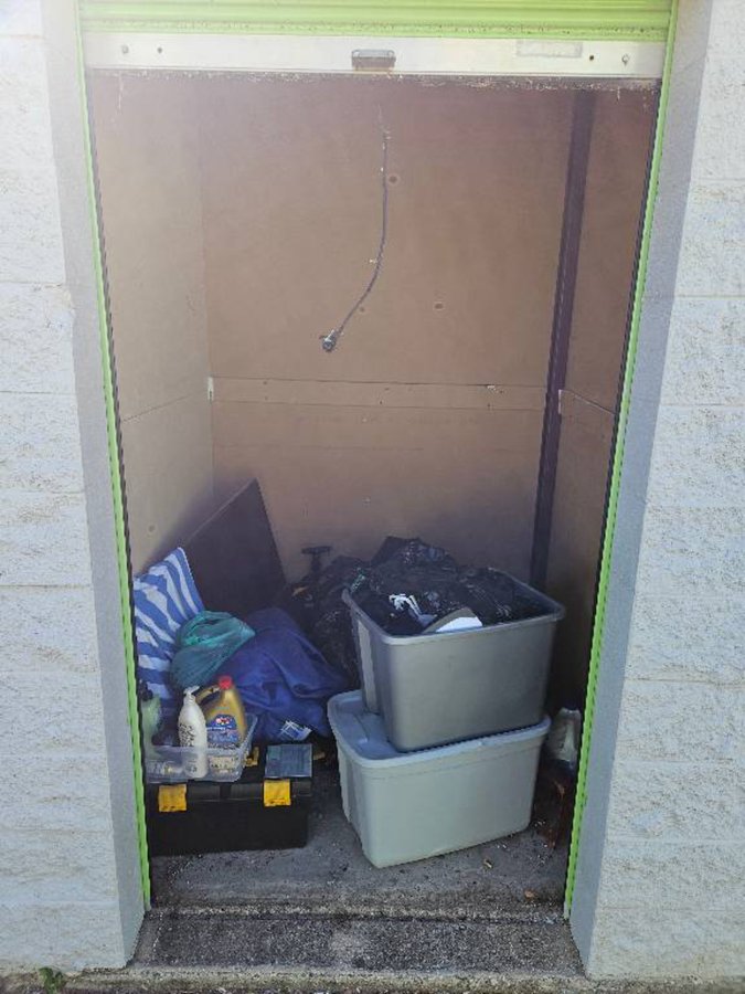 5 x 5 storage unit in Arlington, TX