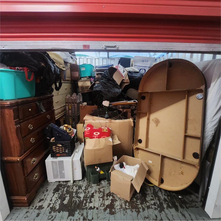 10 x 10 storage unit in Worcester, MA