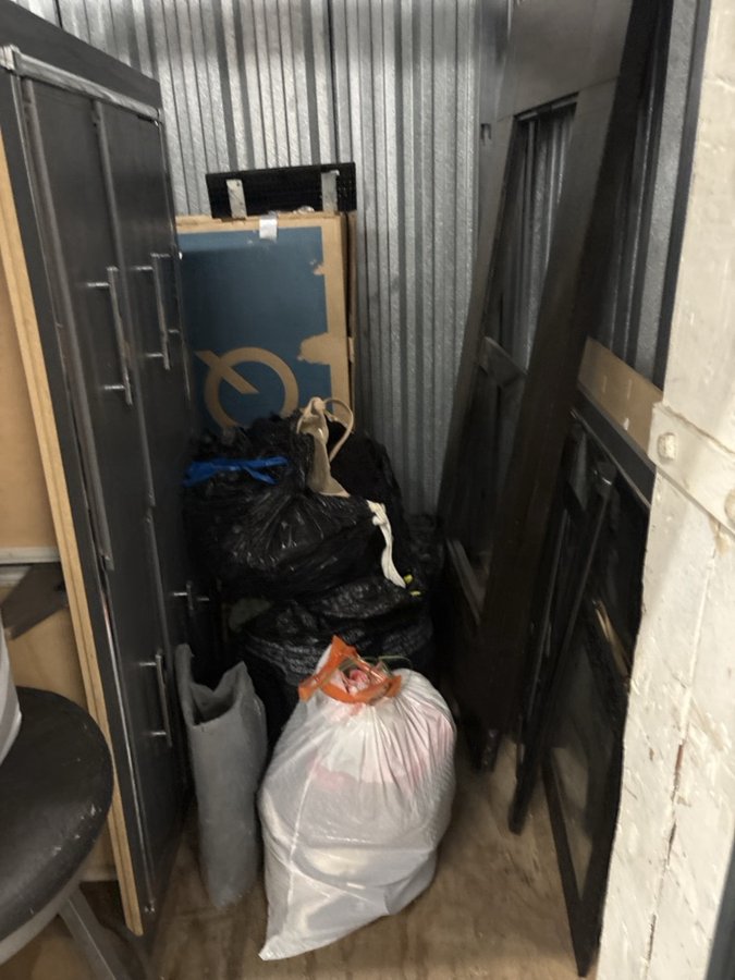 8 x 9 storage unit in Chicago, IL