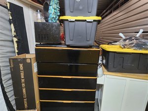 10 x 25 storage unit in Bedford, OH