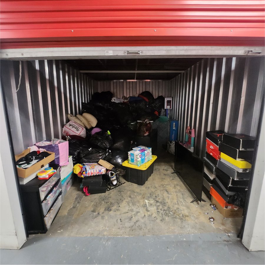 10 x 15 storage unit in Worcester, MA