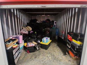 10 x 15 storage unit in Worcester, MA