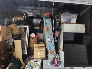 10 x 10 storage unit in Cleveland, TN