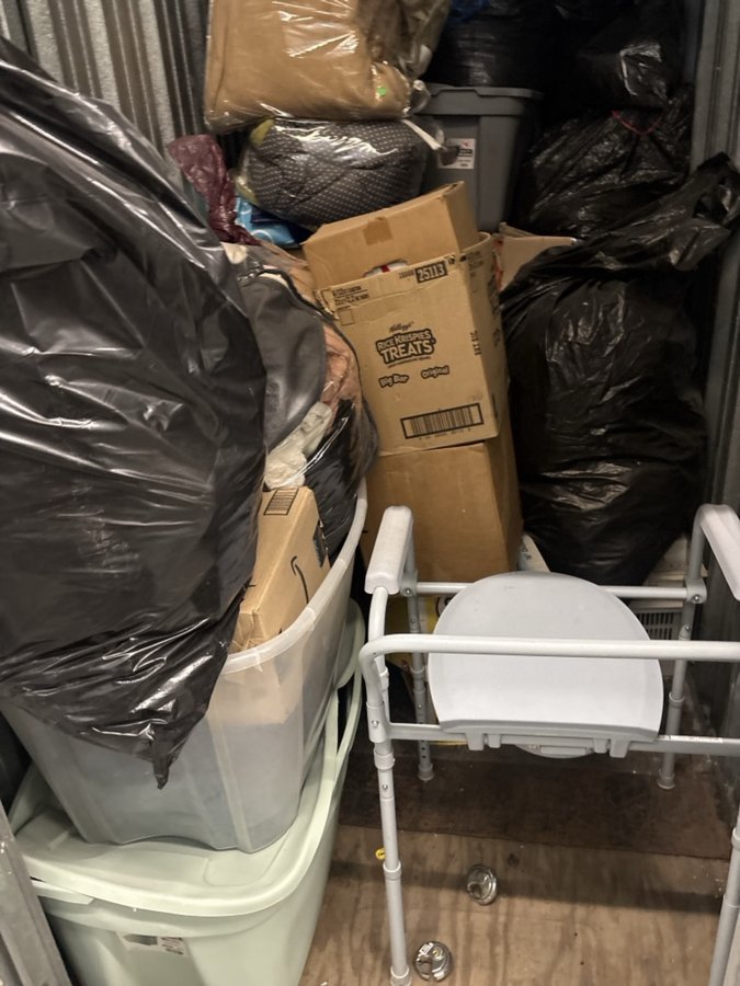 4 x 8 storage unit in Chicago, IL