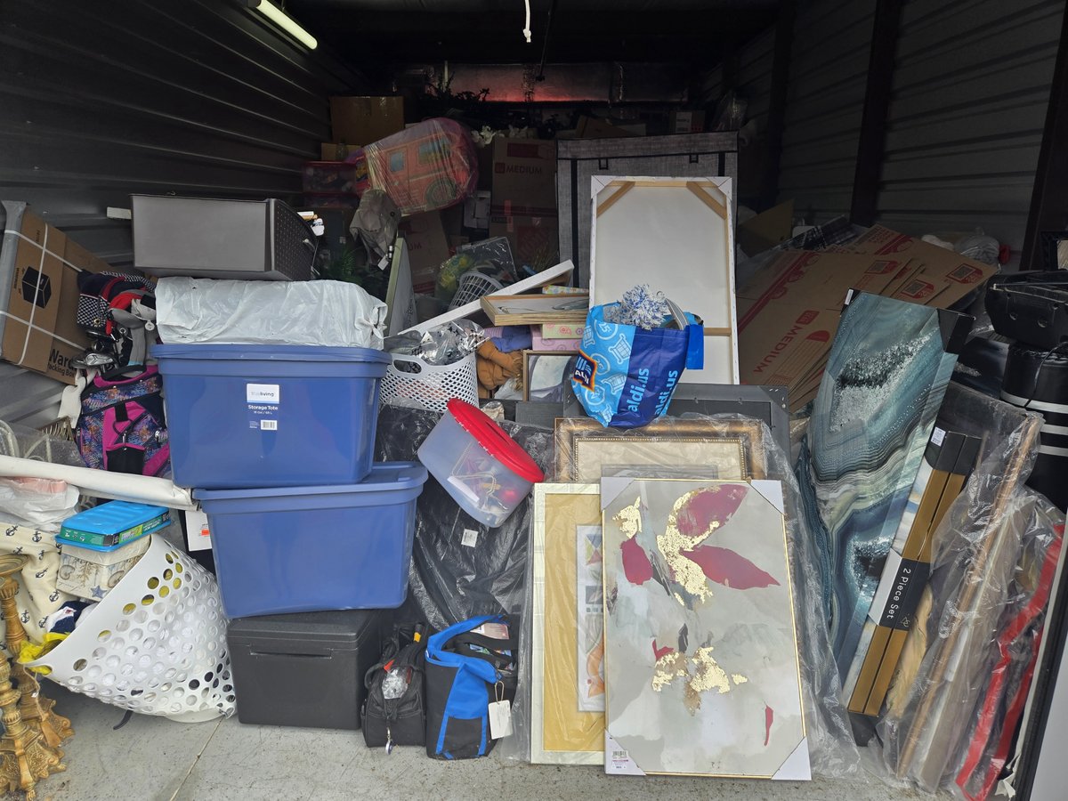 10 x 30 storage unit in Davenport, FL