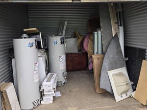 10 x 10 storage unit in Crest Hill, IL