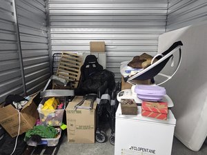 10 x 10 storage unit in Cleveland, TN
