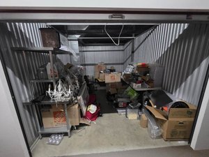 10 x 15 storage unit in Hillside, IL