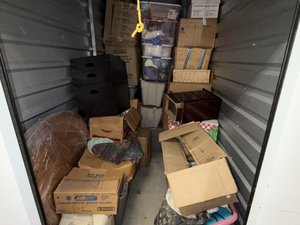 5 x 10 storage unit in Oxnard, CA