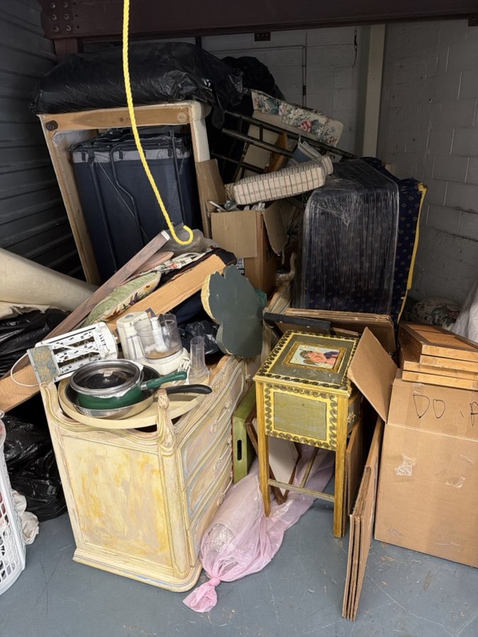 10 x 15 storage unit in Saint Clair Shores, MI
