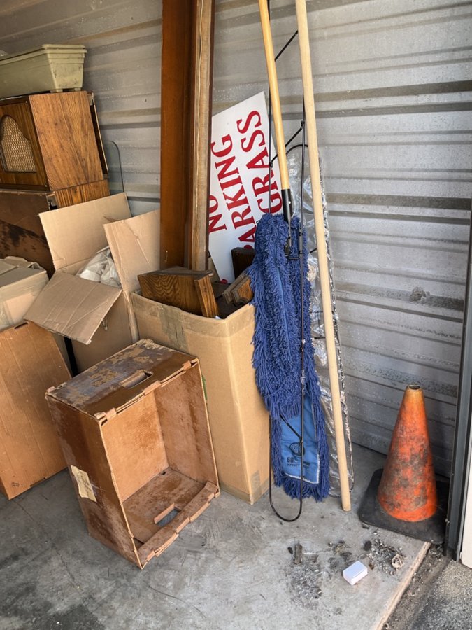10 x 30 storage unit in Mobile, AL