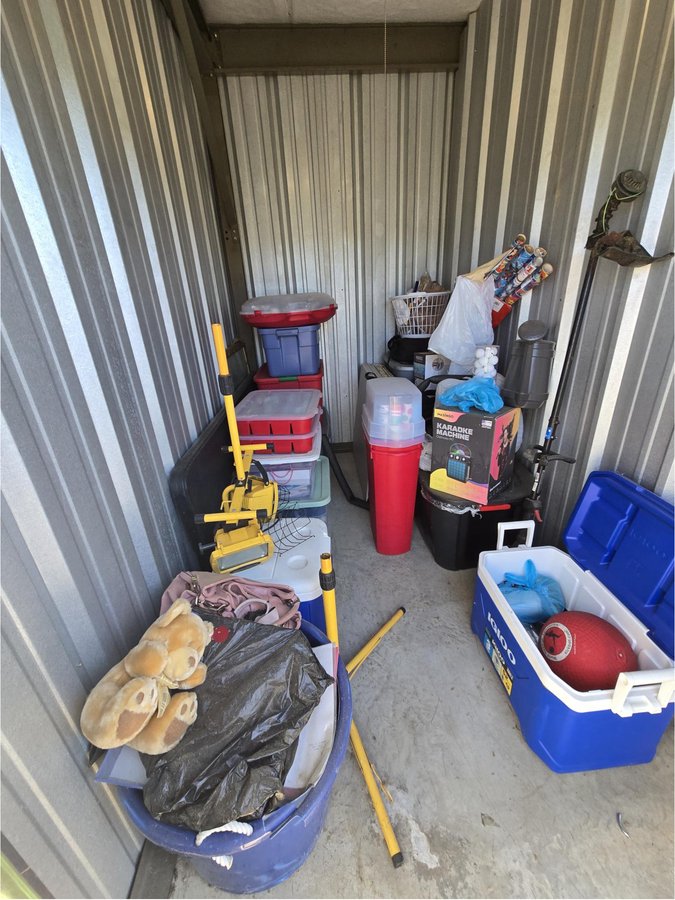 5 x 10 storage unit in Concord, NC