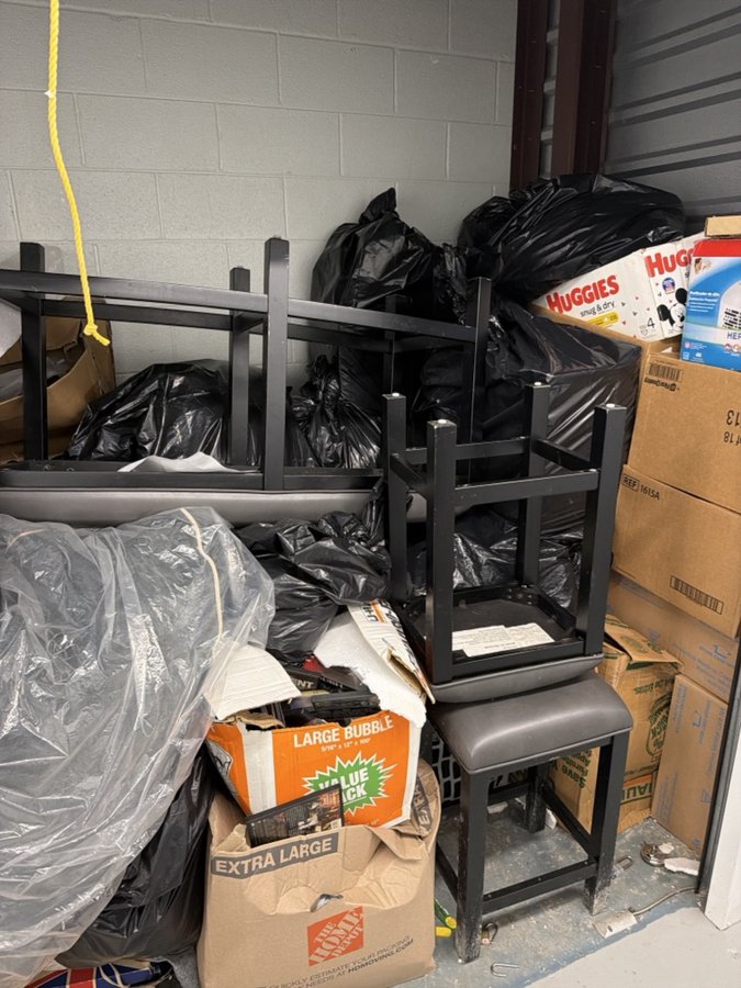 10 x 5 storage unit in Saint Clair Shores, MI