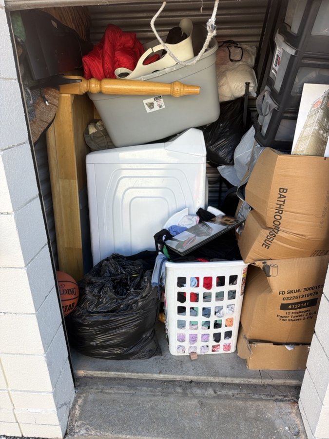 5 x 5 storage unit in Mt Clemens, MI