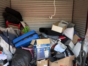 10 x 10 storage unit in Mt Clemens, MI