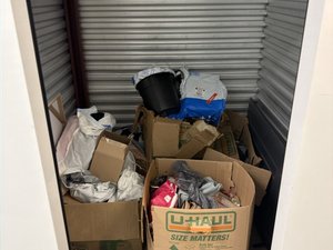 5 x 5 storage unit in Mt Clemens, MI