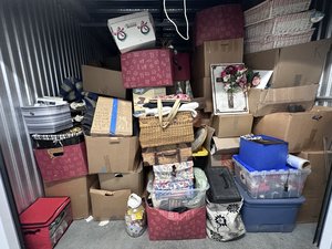 10 x 12 unit in Oakland