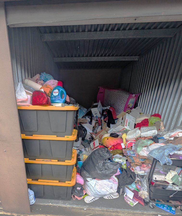 8 x 15 storage unit in Salinas, CA