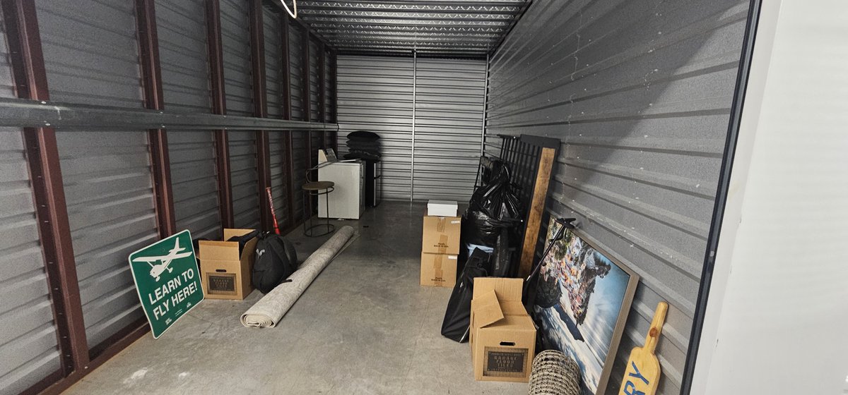 10 x 20 storage unit in Cleveland, TN
