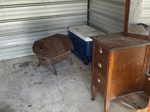 10 x 10 storage unit in Mobile, AL