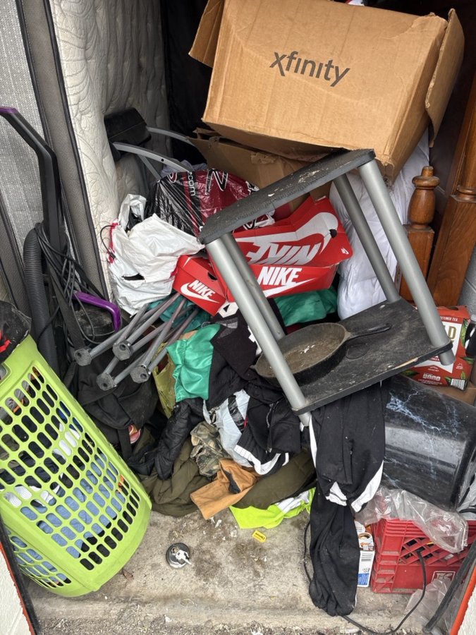 5 x 10 storage unit in Chicago, IL