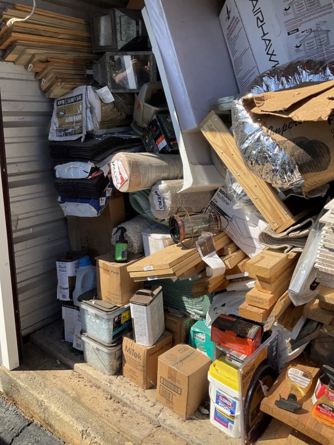 10 x 20 storage unit in Mobile, AL