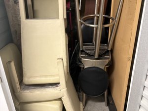 5 x 10 storage unit in Roseville, MI