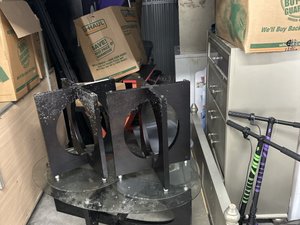 10 x 15 storage unit in Roseville, MI
