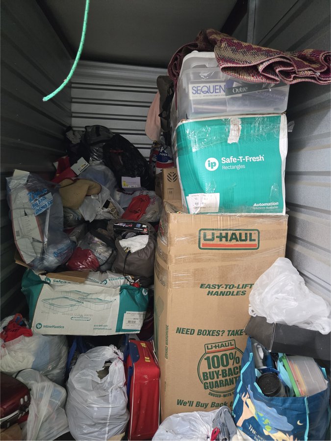 5 x 10 storage unit in Marietta, GA