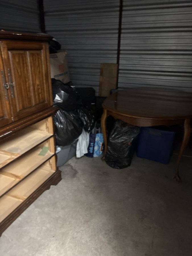10 x 10 storage unit in Chicago, IL