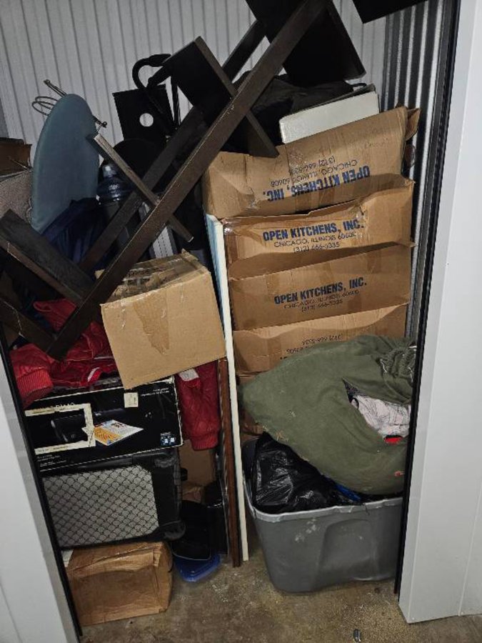 5 x 3 storage unit in Chicago, IL