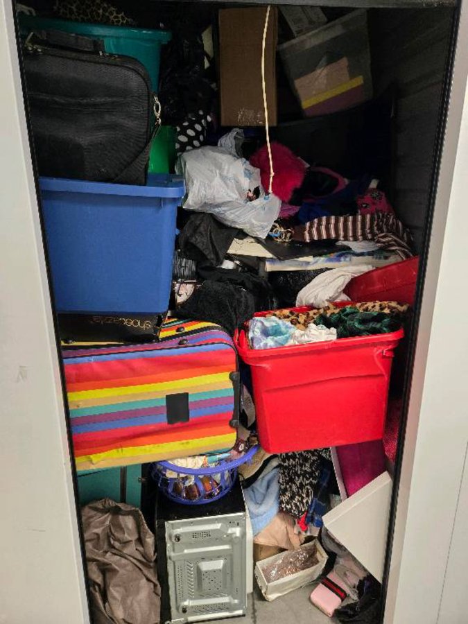 5 x 10 storage unit in Dallas, TX