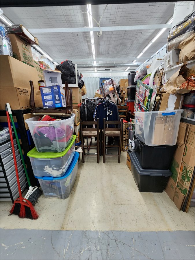 10 x 18 storage unit in Niagara Falls, NY