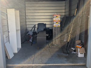 10 x 15 storage unit in Gulfport, MS