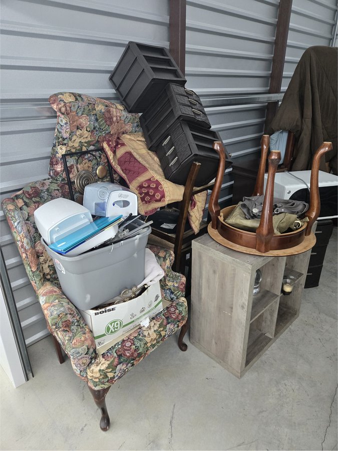 10 x 15 storage unit in Winston-salem, NC