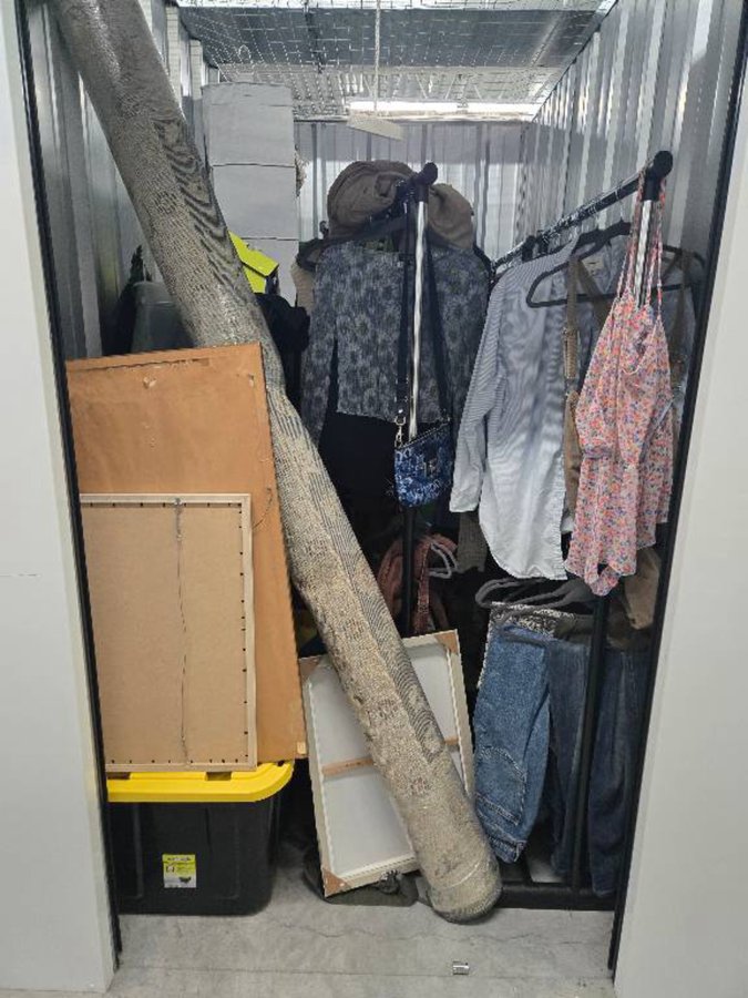 5 x 10 storage unit in Roseville, MN