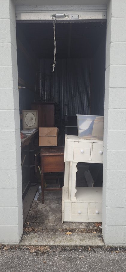 5 x 10 storage unit in Springfield, TN