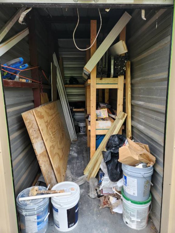 5 x 15 storage unit in Seffner, FL