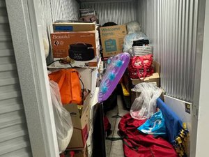 5 x 10 storage unit in Louisville, KY