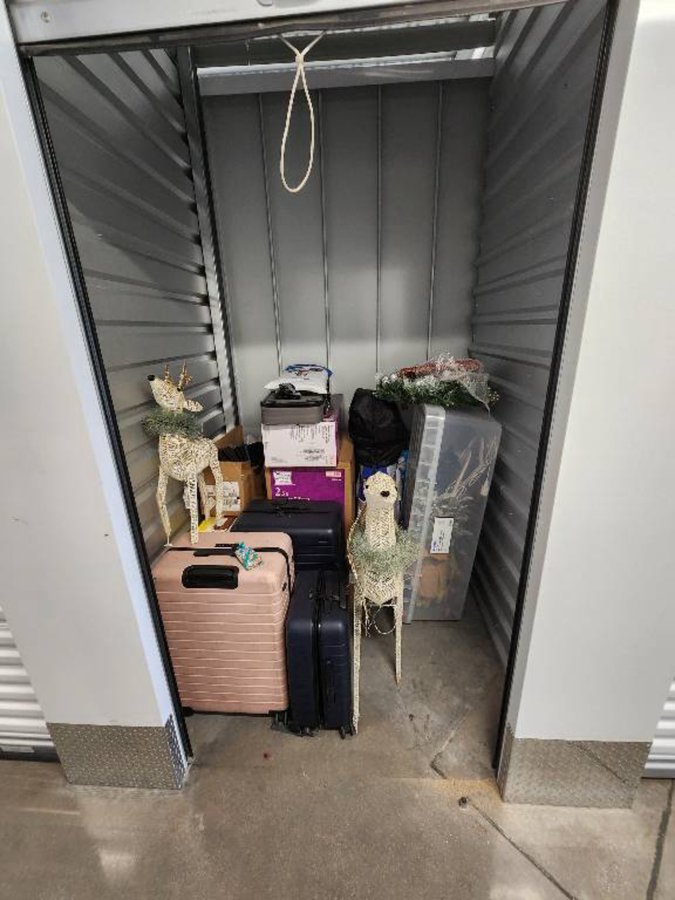 5 x 5 storage unit in Tucson, AZ