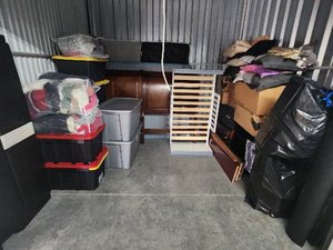 10 x 10 storage unit in Arlington, TX