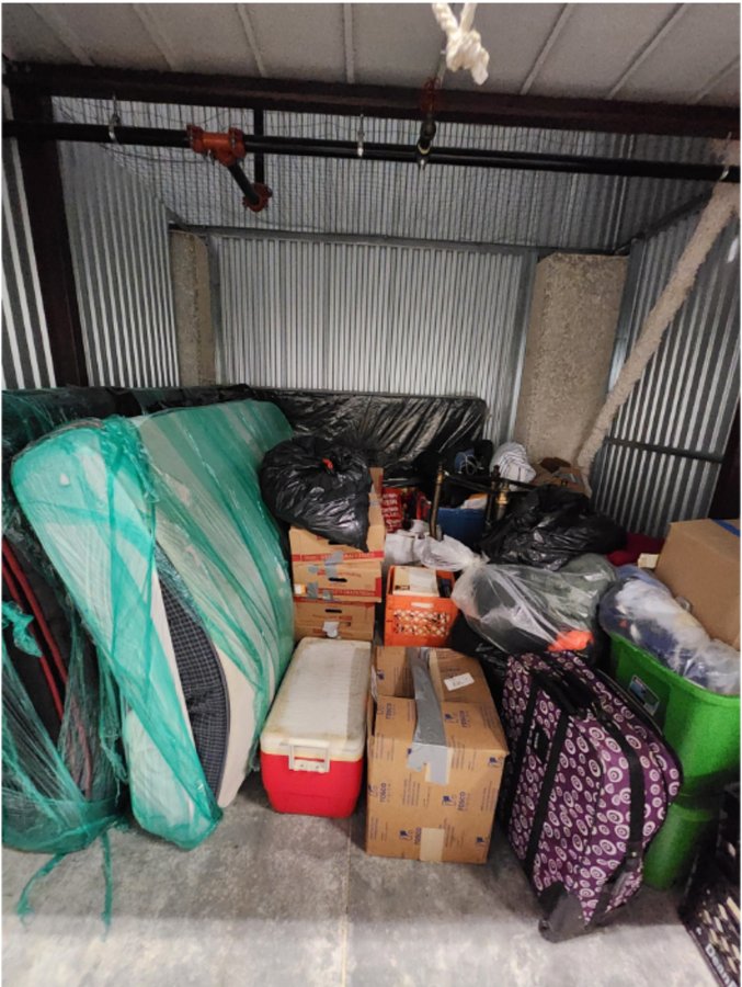 10 x 10 storage unit in Philadelphia, PA