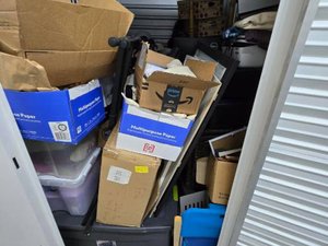5 x 10 storage unit in Tampa, FL
