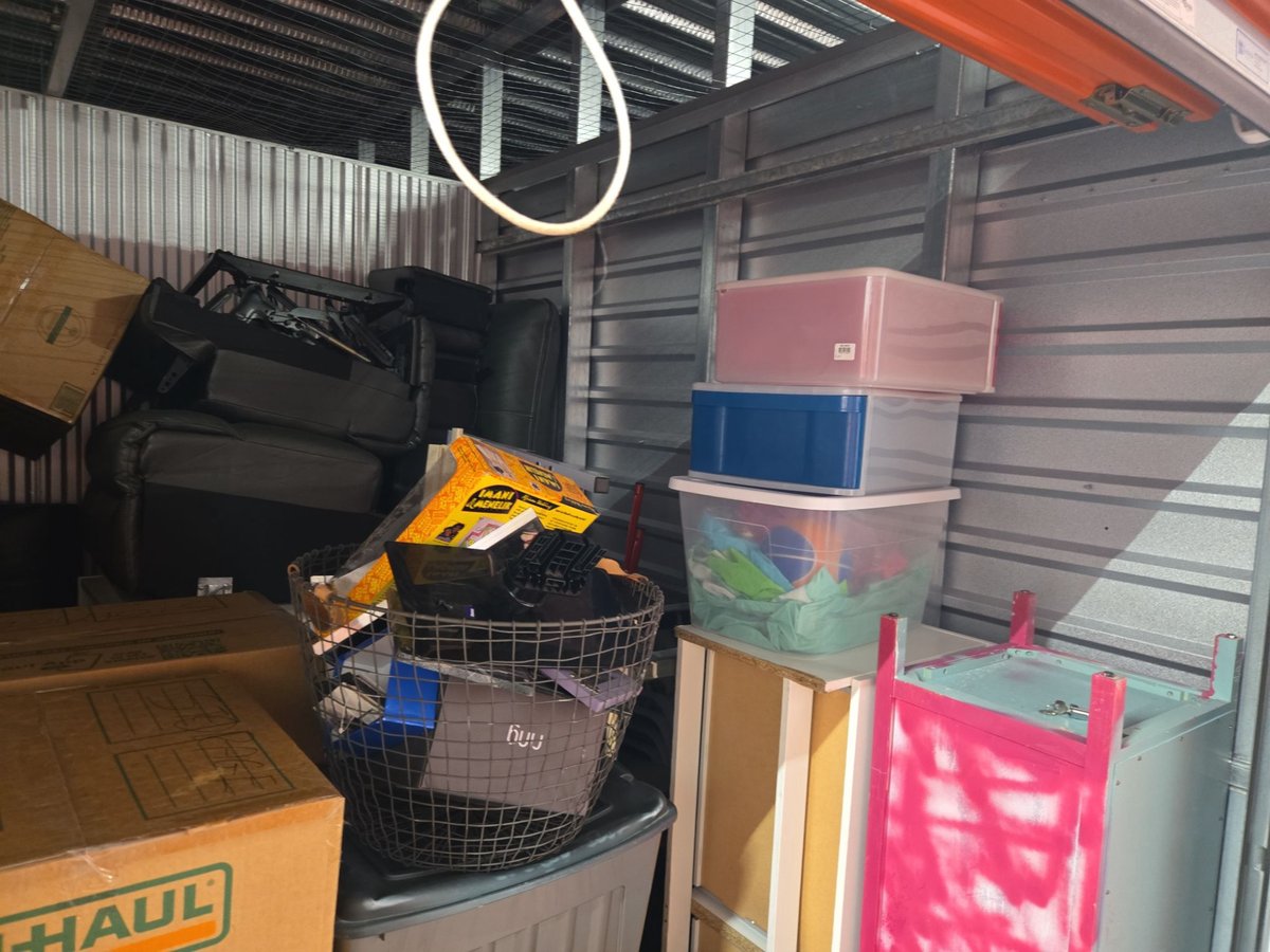 10 x 10 storage unit in Charlotte, NC
