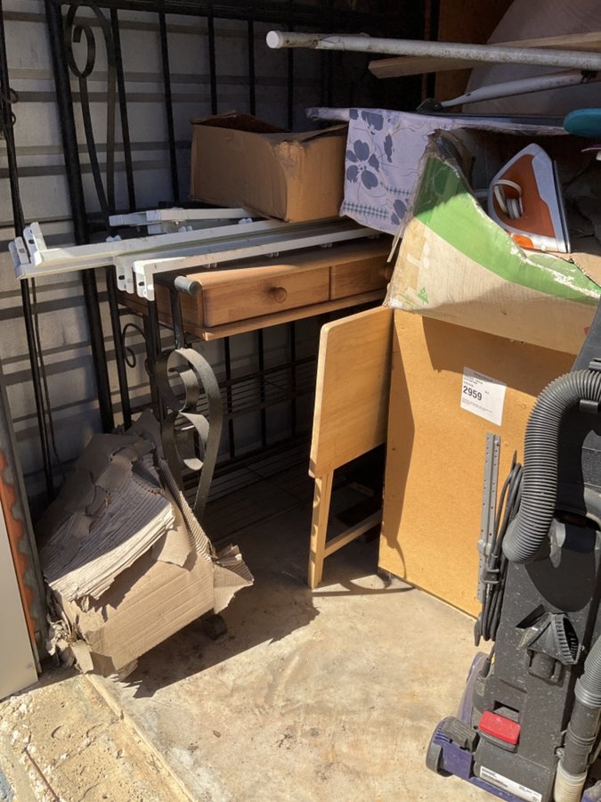 10 x 10 storage unit in Mobile, AL