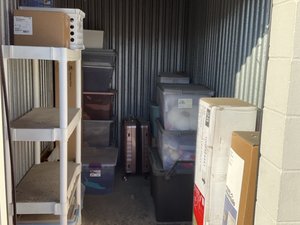 5 x 10 storage unit in Indianapolis, IN