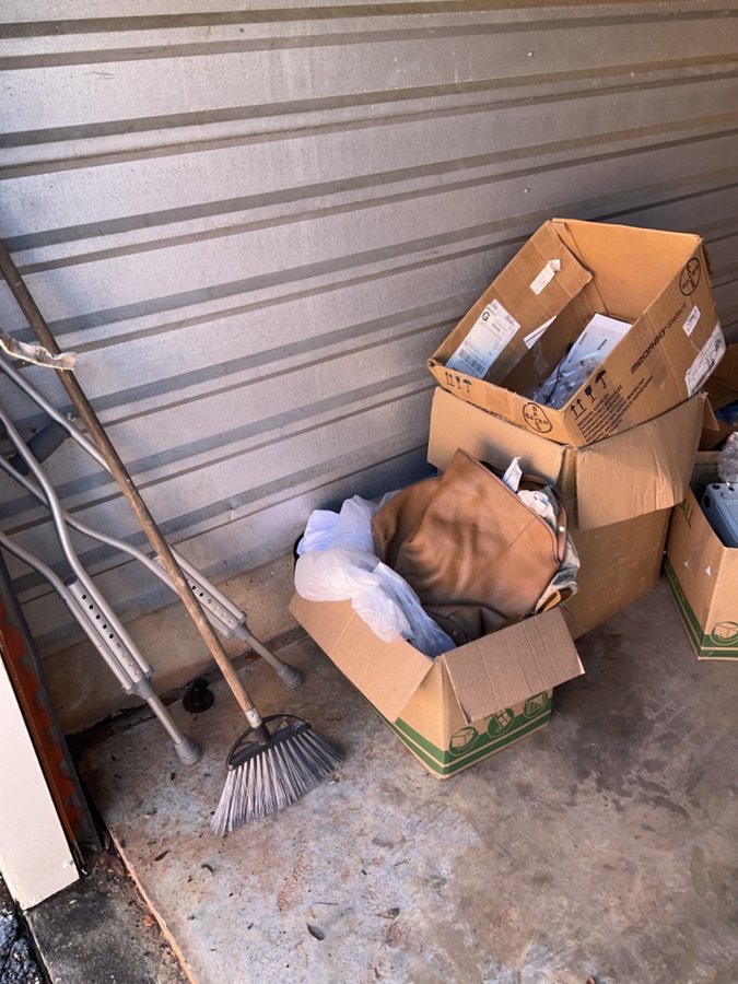 10 x 20 storage unit in Mobile, AL
