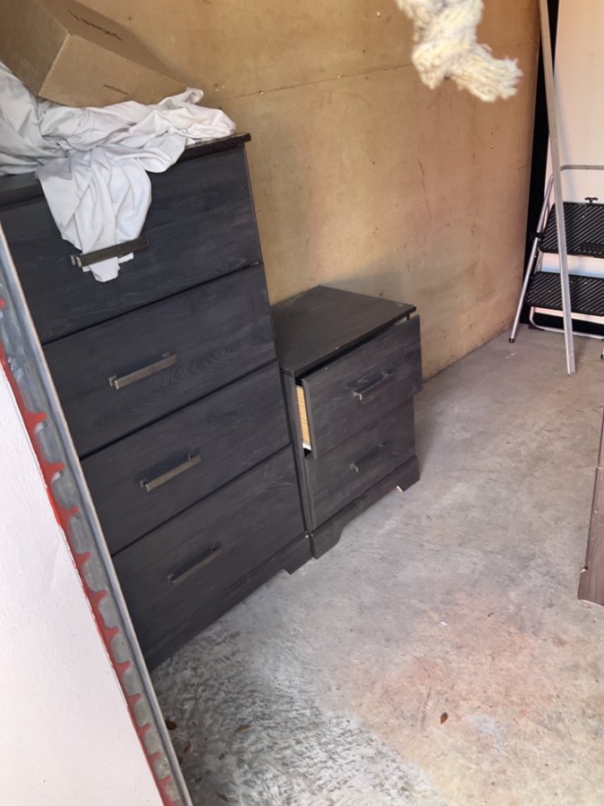 10 x 10 storage unit in Mobile, AL